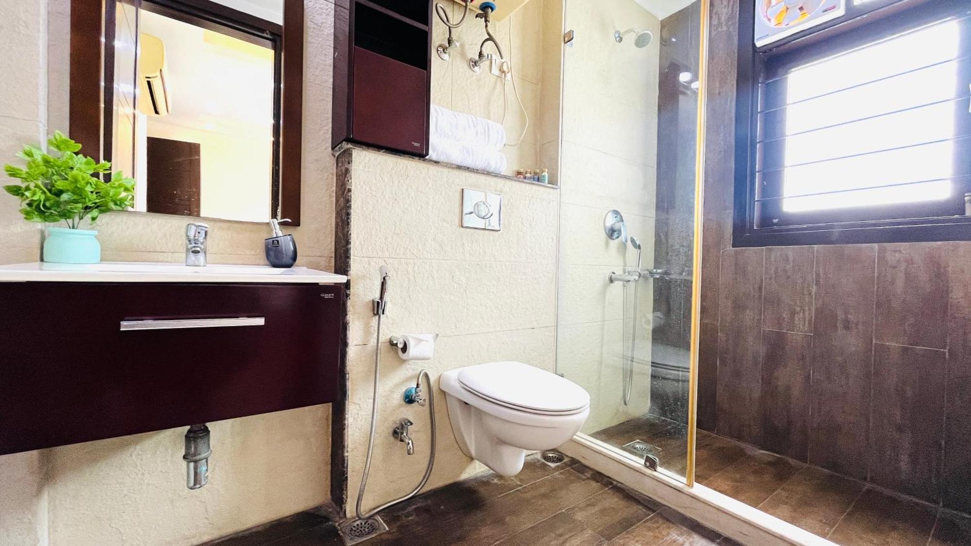Olive Serviced Apartments - Defence Colony New Delhi Rum bild