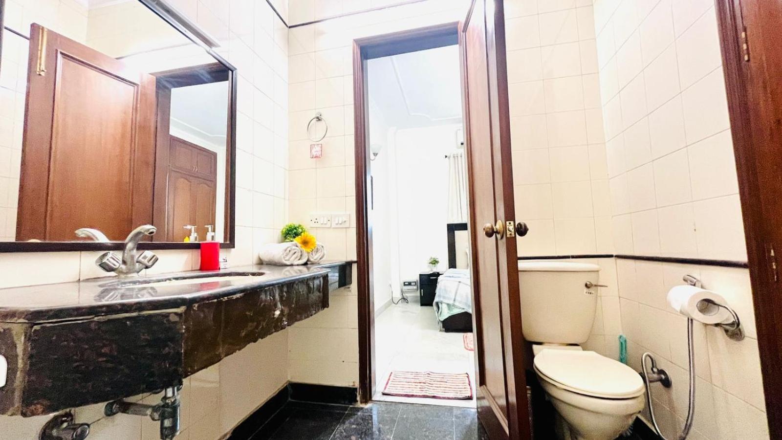 Olive Serviced Apartments - Defence Colony New Delhi Rum bild