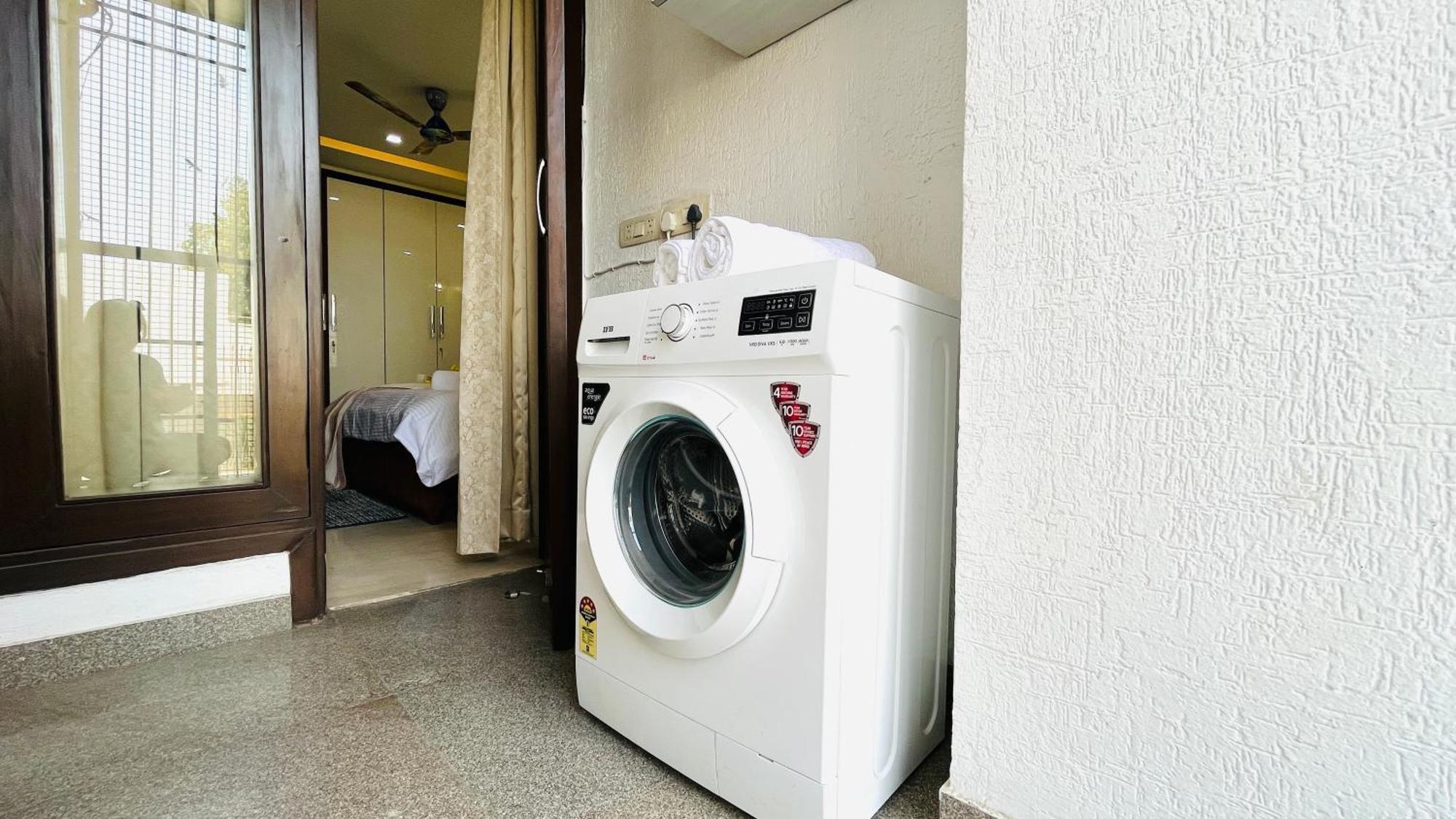 Olive Serviced Apartments - Defence Colony New Delhi Exteriör bild