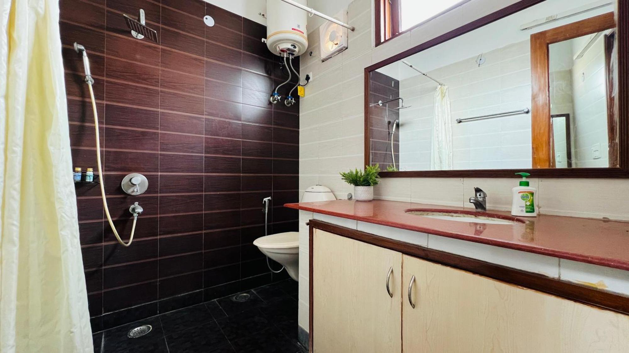 Olive Serviced Apartments - Defence Colony New Delhi Rum bild